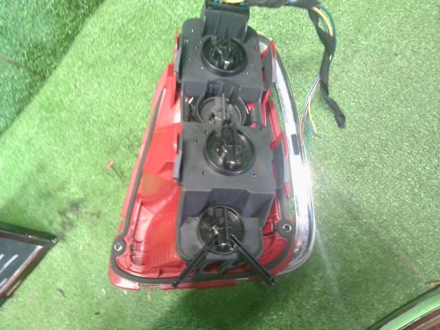 【中古】BMW ミニ ABA-MF16S 左右テールランプ 63 21 2 757 010 自社品番250353