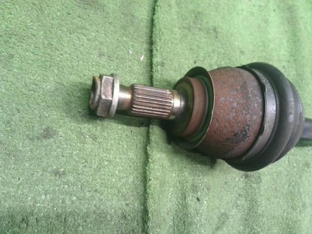 【中古】BMW ミニ ABA-MF16S 右フロントドライブシャフト 31 60 8 605 468 自社品番250353