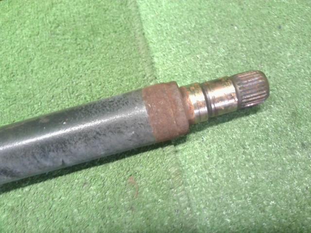 【中古】BMW ミニ ABA-MF16S 右フロントドライブシャフト 31 60 8 605 468 自社品番250353