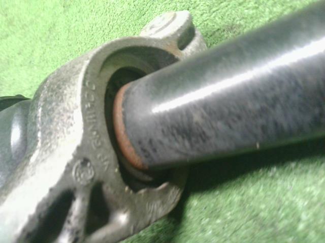 【中古】BMW ミニ ABA-MF16S 右フロントドライブシャフト 31 60 8 605 468 自社品番250353