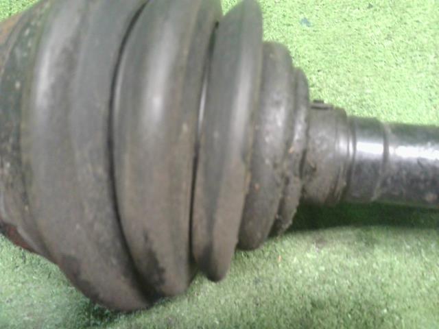 【中古】BMW ミニ ABA-MF16S 右フロントドライブシャフト 31 60 8 605 468 自社品番250353