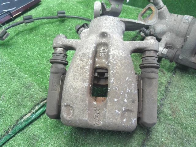 【中古】BMW ミニ ABA-MF16S 左右リアキャリパー 34 11 6 778 336 自社品番250353