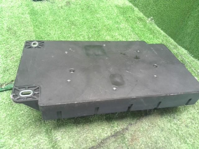 【中古】BMW ミニ ABA-MF16S ヒューズボックス 61 35 3 457 582 自社品番250353