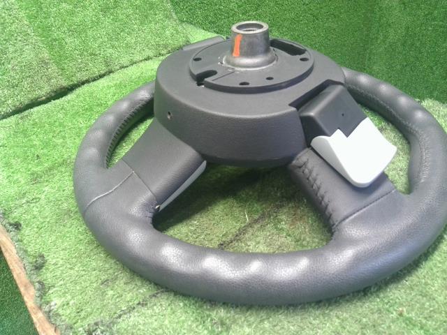 【中古】BMW ミニ ABA-MF16S ステアリングホイール ハンドル 32 30 6 794 624 自社品番250353