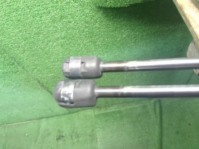 【中古】BMW ミニ ABA-MF16S バックドアダンパー リアゲートショック 51 24 7 148 902 自社品番250353