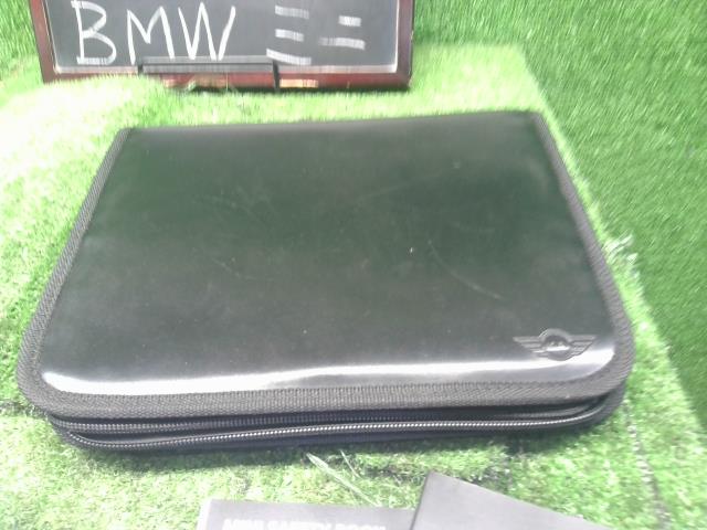 【中古】BMW ミニ ABA-MF16S 取扱説明書 ケース付  自社品番250353