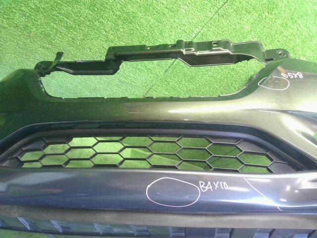 【中古】ヴェゼル DAA-RU3 フロントバンパー 71101-T7A-000ZG 自社品番250354 G539P