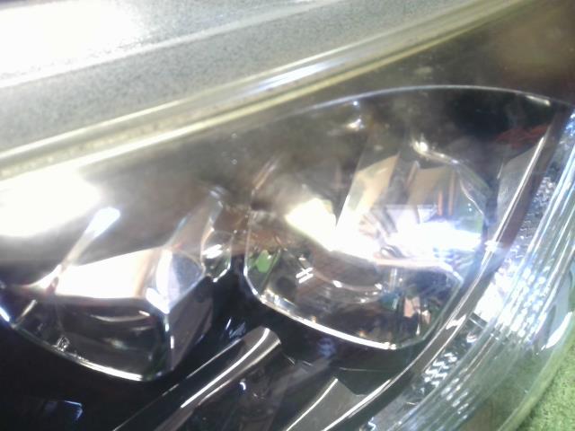 【中古】ヴェゼル DAA-RU3 左ヘッドランプ ライト 33150-T7B-J11 自社品番250354 G539P