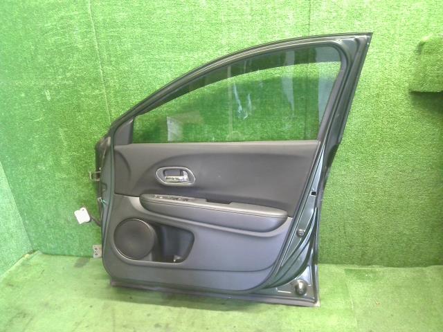 【中古】ヴェゼル DAA-RU3 右フロントドア 67010-T7A-300ZZ 自社品番250354 G539P