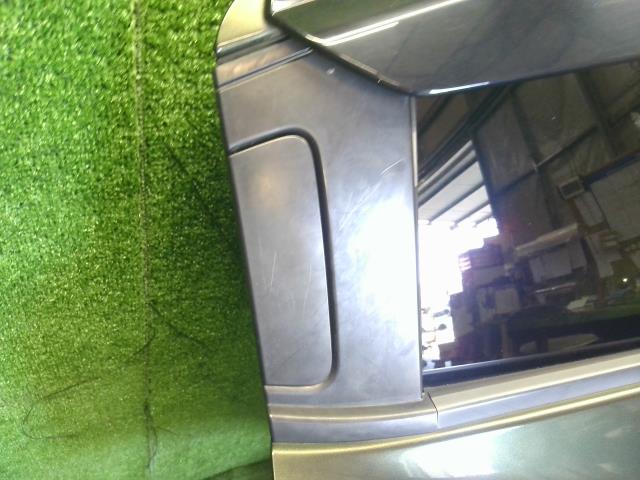 【中古】ヴェゼル DAA-RU3 右リアドア 67510-T7A-300ZZ 自社品番250354 G539P