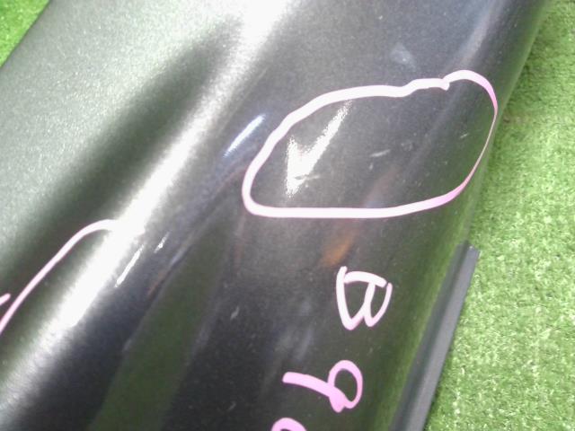 【中古】ヴェゼル DAA-RU3 左サイドステップ スポイラー 71850-T7B-003 自社品番250354 G539P