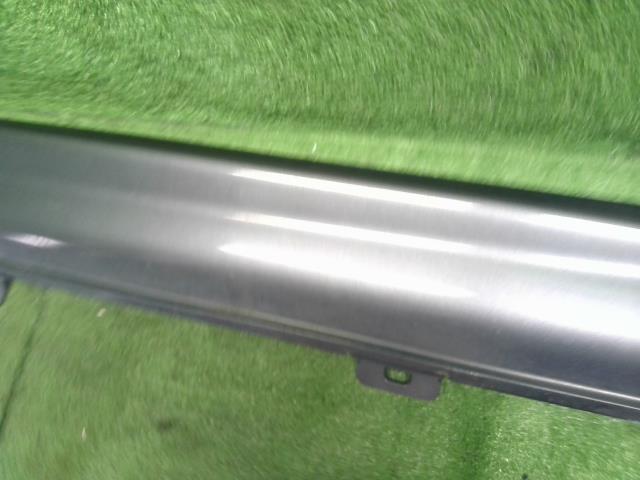 【中古】ヴェゼル DAA-RU3 左サイドステップ スポイラー 71850-T7B-003 自社品番250354 G539P