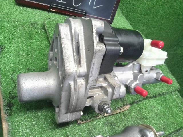 【中古】ヴェゼル DAA-RU3 ブレーキマスター 57032-TX9-305 自社品番250354 G539P