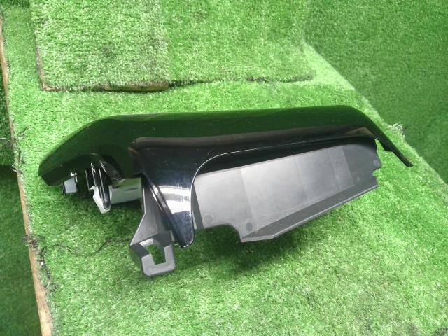 【中古】ヴェゼル DAA-RU3 エアコン AC スイッチパネル 79601-T7A-921ZA 自社品番250354 G539P