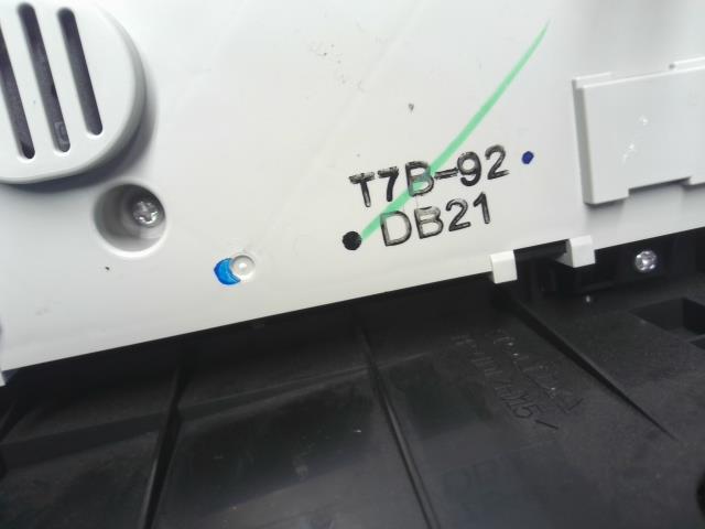 【中古】ヴェゼル DAA-RU3 エアコン AC スイッチパネル 79601-T7A-921ZA 自社品番250354 G539P