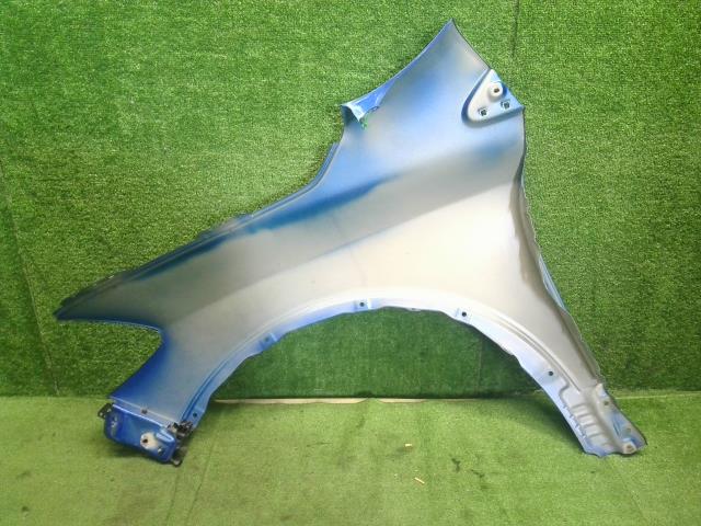 【中古】ＳＸ４ DBA-YB22S 右フロントフェンダー 57611-61MB0 自社品番250356 ZUM