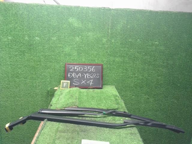 【中古】ＳＸ４ DBA-YB22S フロントワイパーアーム 38310-61M10 自社品番250356 ZUM