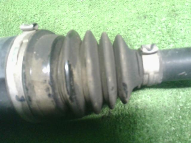 【中古】ＳＸ４ DBA-YB22S 右フロントドライブシャフト 44101-61MB0 自社品番250356 ZUM