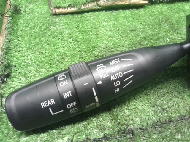 【中古】ＳＸ４ DBA-YB22S ディマー コンビネーションスイッチ 37210-61M10 自社品番250356 ZUM