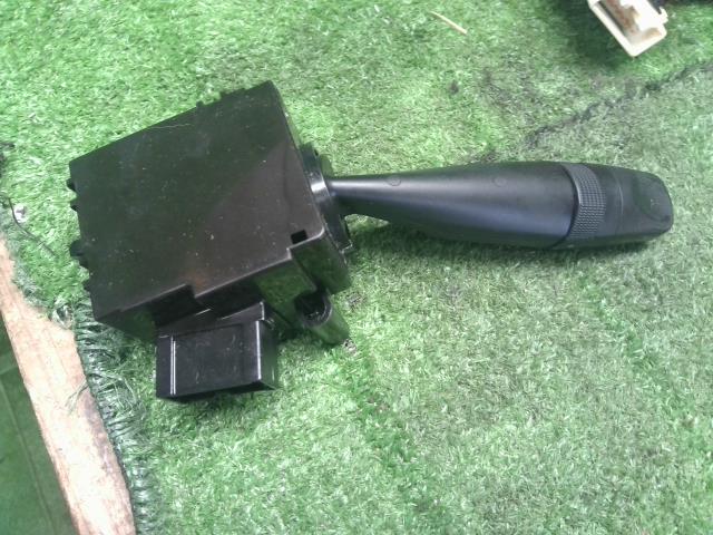 【中古】ＳＸ４ DBA-YB22S ディマー コンビネーションスイッチ 37210-61M10 自社品番250356 ZUM