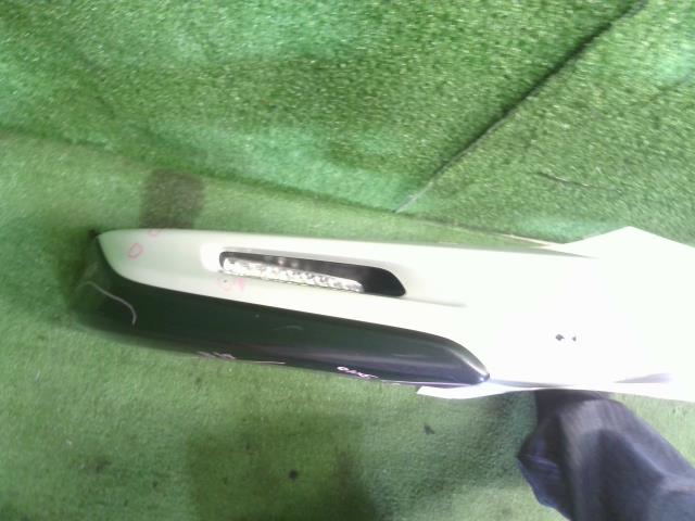 【中古】ヴェゼル DAA-RU3 フロントリップスポイラー  自社品番250358 NH788P