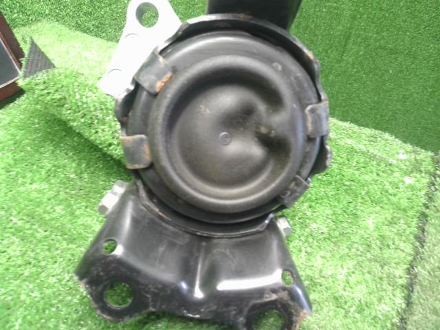 【中古】ヴェゼル DAA-RU3 エンジンマウント 50850-T7B-003,50822-T7A-003 自社品番250358 NH788P