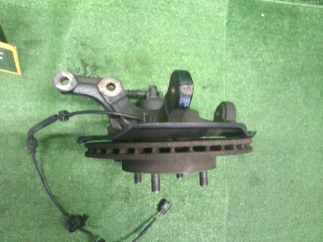 【中古】Ｎ－ＢＯＸ DBA-JF2 左フロントナックルハブ 51216-TY1-J00 自社品番250367 NH731P