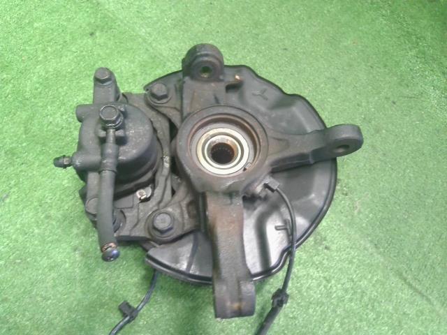 【中古】Ｎ－ＢＯＸ DBA-JF2 左フロントナックルハブ 51216-TY1-J00 自社品番250367 NH731P