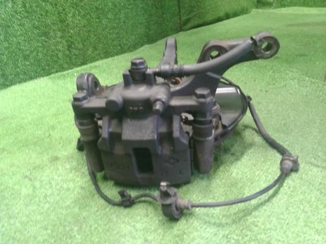 【中古】Ｎ－ＢＯＸ DBA-JF2 左フロントナックルハブ 51216-TY1-J00 自社品番250367 NH731P