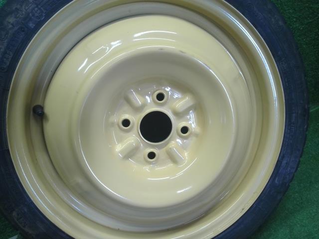 【中古】ヴィッツ DBA-NSP135 スペアタイヤ 16インチ  自社品番250368 1F7