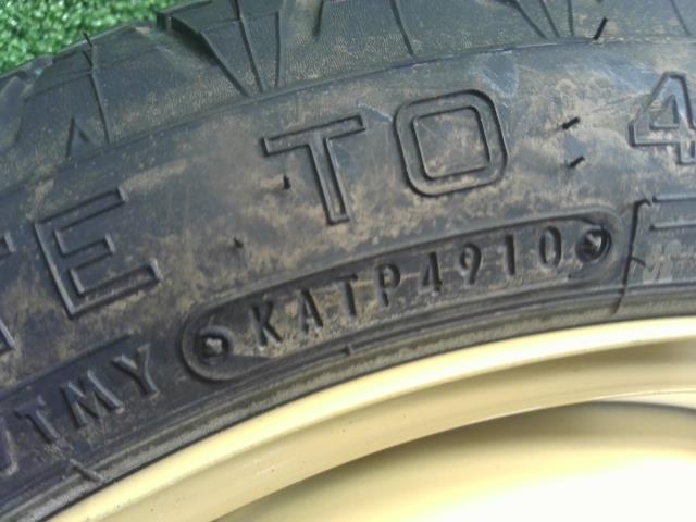 【中古】ヴィッツ DBA-NSP135 スペアタイヤ 16インチ  自社品番250368 1F7