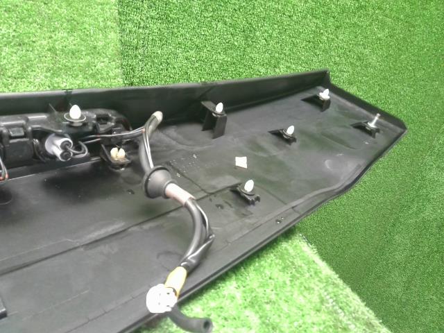 【中古】アイミーブ ZAA-HA3W バックドア リアゲート スポイラー ハイマウント  自社品番250369 W13