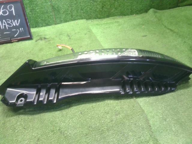 【中古】アイミーブ ZAA-HA3W 左右テールランプ 8330A681 自社品番250369 W13