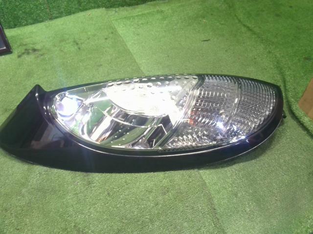 【中古】アイミーブ ZAA-HA3W 左右テールランプ 8330A681 自社品番250369 W13