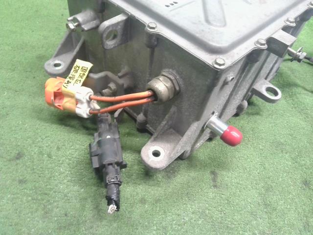 【中古】アイミーブ ZAA-HA3W インバーター 9499A189 自社品番250369 W13