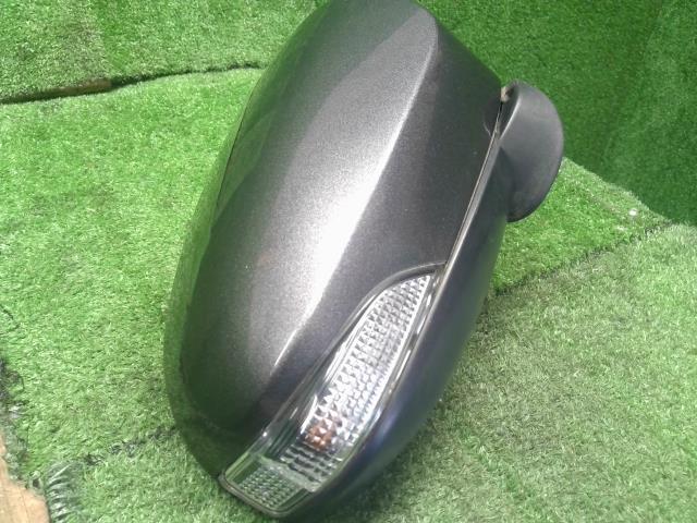 【中古】カムリ DAA-AVV50 右ドアミラー サイドミラー 87910-33A60 自社品番250372 1G3