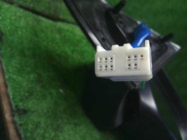 【中古】カムリ DAA-AVV50 右ドアミラー サイドミラー 87910-33A60 自社品番250372 1G3