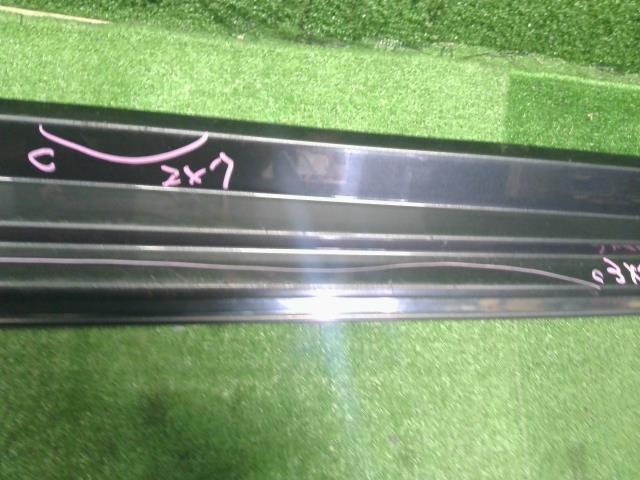 【中古】カムリ DAA-AVV50 右サイドステップ スポイラー 75850-33900-B1 自社品番250372 1G3