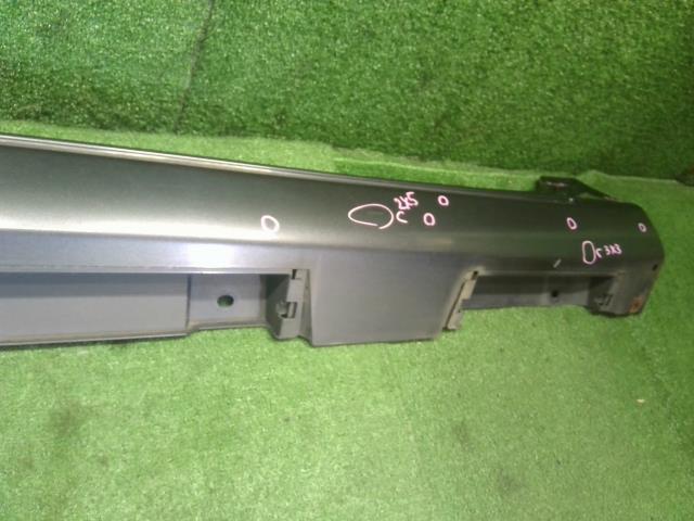 【中古】カムリ DAA-AVV50 左サイドステップ スポイラー 75860-33900-B1 自社品番250372 1G3