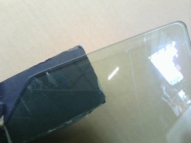 【中古】レクサス IS DAA-AVE30 右フロントドアガラス 68101-53081 自社品番250373 1J7