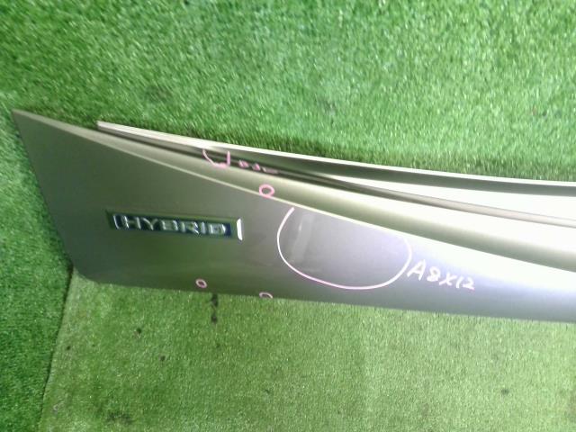 【中古】レクサス IS DAA-AVE30 右サイドステップ スポイラー 75851-53905-B2 自社品番250373 1J7