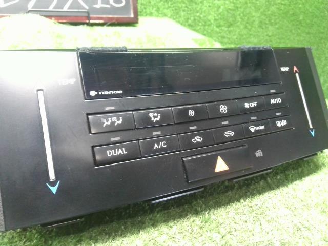 【中古】レクサス IS DAA-AVE30 エアコン AC スイッチパネル 55900-53320 自社品番250373 1J7