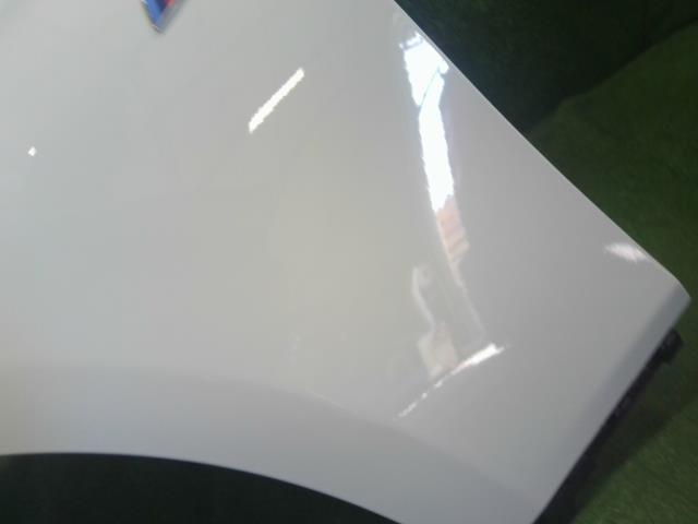 【中古】BMW 3シリーズ LDA-8C20 左フロントフェンダー 41 00 7 438 439 自社品番250375