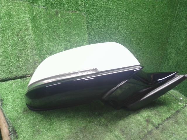 【中古】BMW 3シリーズ LDA-8C20 右ドアミラー サイドミラー 51 16 7 345 688 自社品番250375