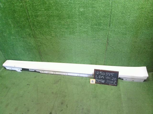 【中古】BMW 3シリーズ LDA-8C20 左サイドステップ スポイラー 51 77 8 056 579 自社品番250375