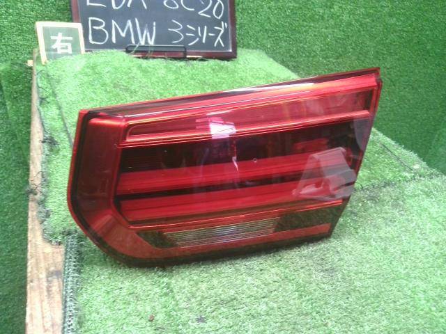 【中古】BMW 3シリーズ LDA-8C20 右テールランプ 内側 63 21 7 369 120 自社品番250375