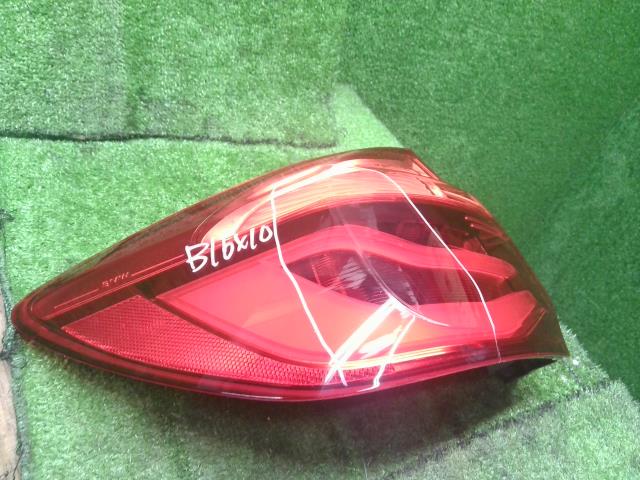 【中古】BMW 3シリーズ LDA-8C20 左テールランプ セット 63 21 7 372 209 自社品番250375