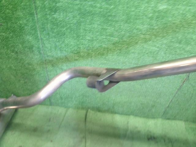 【中古】BMW 3シリーズ LDA-8C20 リア　マフラー 18 30 8 597 043 自社品番250375