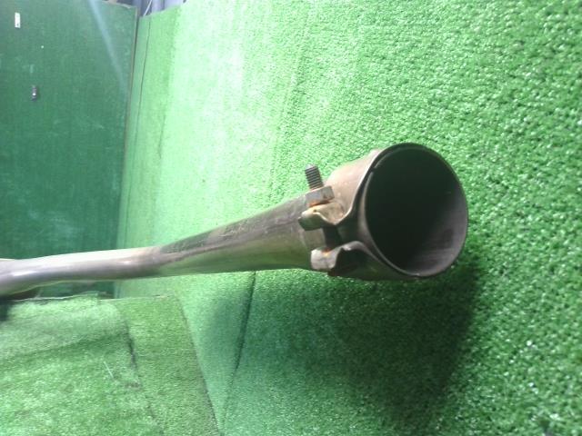 【中古】BMW 3シリーズ LDA-8C20 リア　マフラー 18 30 8 597 043 自社品番250375