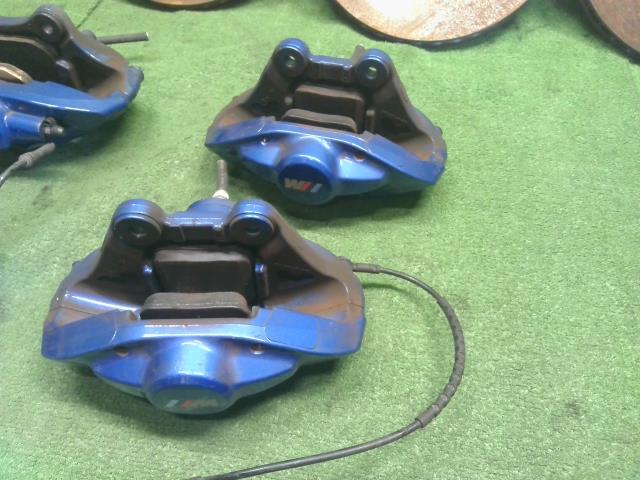 【中古】BMW 3シリーズ LDA-8C20 キャリパー ディスクローターセット 34 11 6 799 466 自社品番250375